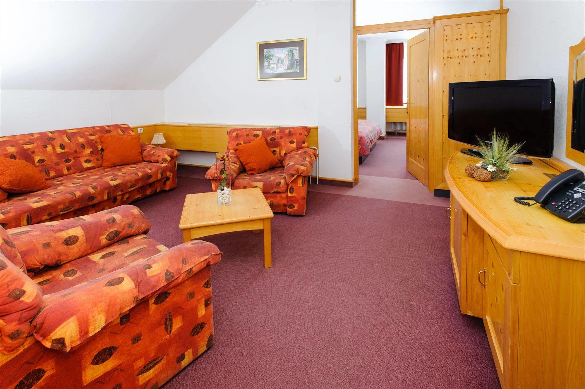 Hotel Planja - Rogla ซเร็ตเช ภายนอก รูปภาพ