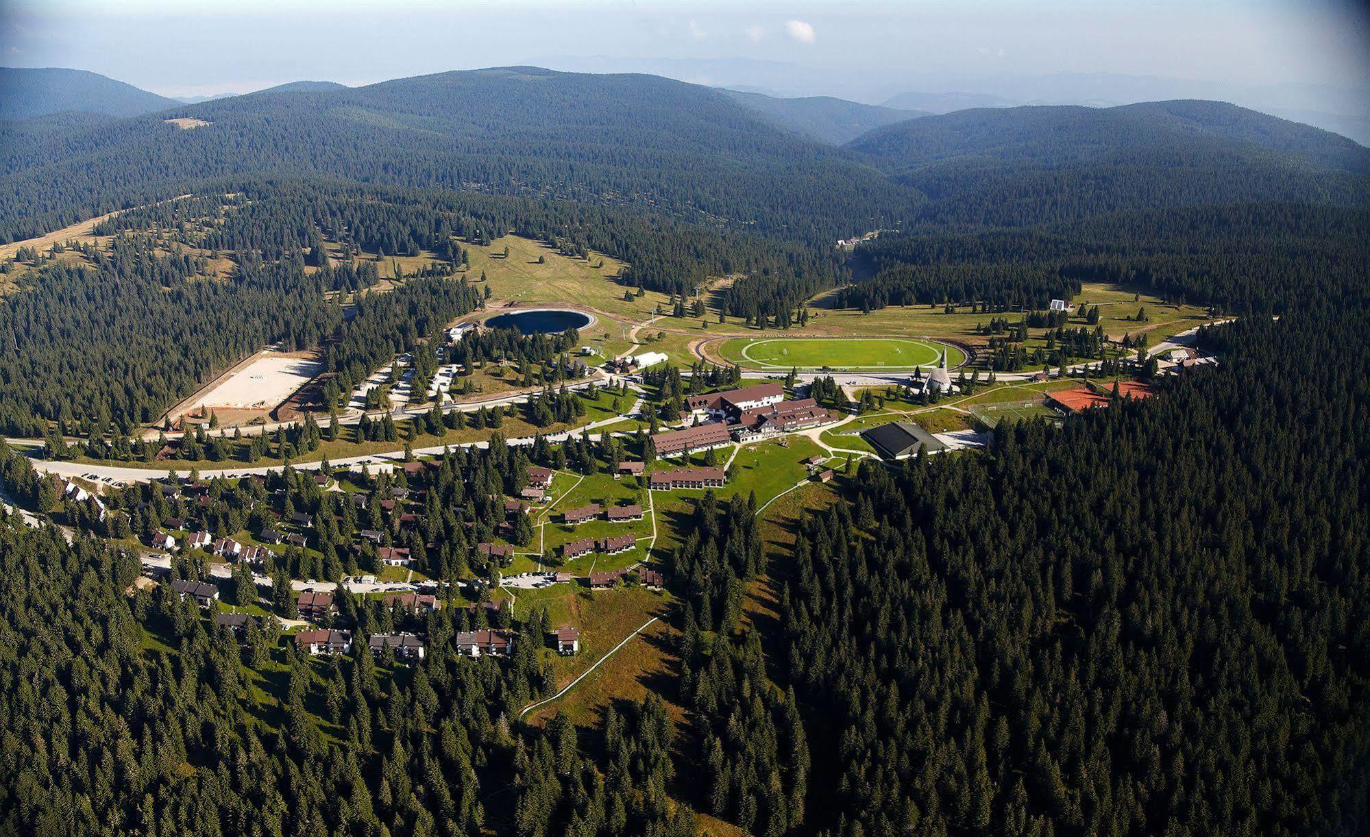 Hotel Planja - Rogla ซเร็ตเช ภายนอก รูปภาพ